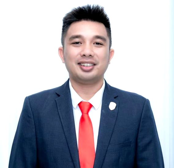 Anggota DPRD Barito Utara Dukung Gerakan Pembagian Bendera Merah Putih
