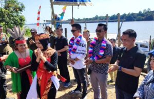 Nadalsyah Dinobatkan Sebagai Tokoh Pantai Barito