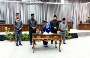 DPRD Barito Utara Gelar Paripurna Pengumuman Pemberhentian Bupati dan Wakil Bupati