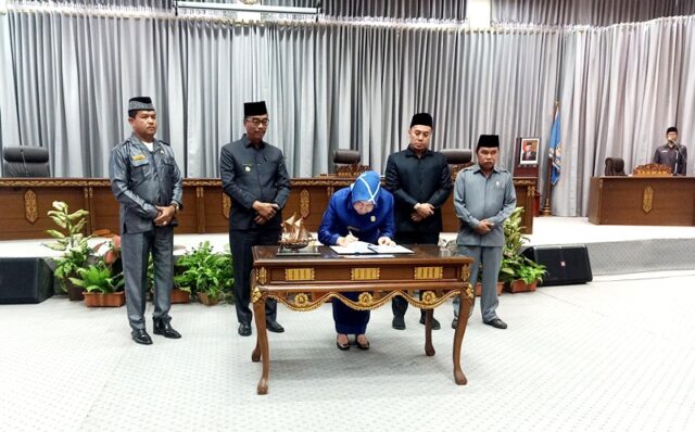 DPRD Barito Utara Gelar Paripurna Pengumuman Pemberhentian Bupati dan Wakil Bupati