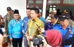 Nadalsyah: Tuntutan Masyarakat Yang Bukan Kebijakan Pemerintah Daerah Beban Bagi Kami