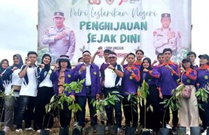 Dewan Apresiasi Polres Barut Tanam Pohon di Eks Bandara Beringin