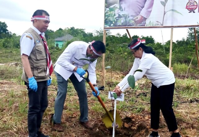 Wakil Bupati Ikuti Program Polri Lestarikan Negeri Penghijauan Sejak Dini