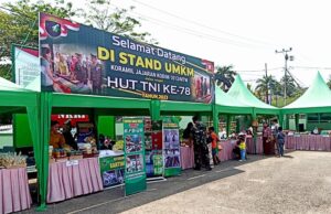 Koramil Jajaran Kodim 1013 Muara Teweh Buka Stand UMKM