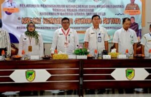 Disnakertranskop UKM Barito Utara Gelar Pelatihan Kerajinan Anyaman Rotan