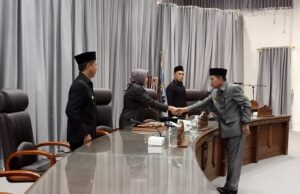Fraksi ARKS DPRD Barito Utara Sampaikan Lima Pertanyaan Terkait Dua Raperda
