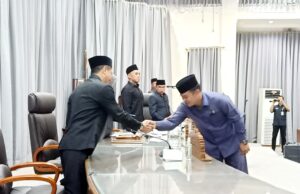 Fraksi Partai Demokrat Sampaikan Pemandangan Umum Terhadap Dua Raperda
