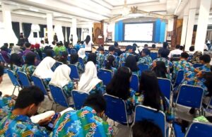 Pj Bupati Barito Utara Harapkan Semua Program Desa Bersinar Bermanfaat Bagi Masyarakat