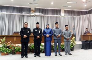 Pemkab Sampaikan Jawaban Terhadap Pemandangan Umum Fraksi Terhadap Dua Raperda