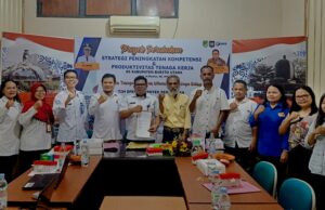 Disnakertranskop UKM Rapat Dewan Pengupahan Daerah Barito Utara Usulan UMK tahun 2024