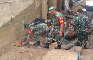 Kodim 1013 Muara Teweh Bersama Perangkat Daerah Laksanakan Kerja Bakti Pembersihan Pasca Banjir