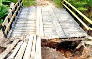 Warga Desa Juju Baru Minta Perbaikan Jembatan Penghubung ke Ibukota Kabupaten