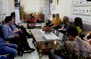 Sekretariat DPRD Barito Utara Terima Kunker DPRD HSU Bahas BLUD