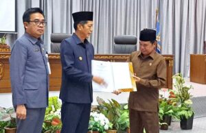 DPRD Barito Utara Sampaikan Rekomendasi Pada Sidang Paripurna II