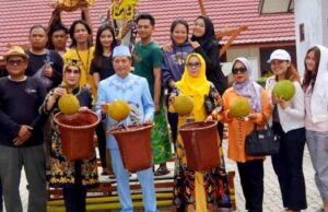 Pj Bupati Barito Utara Menghadiri Karnaval FBIM 2024