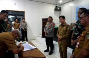 Pemkab Barito Utara Tandatangani Bersama NPHD Pengamanan Pilkada Serentak 2024