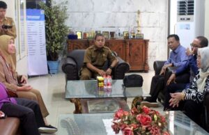 Sekretariat DPRD Barito Utara Terima Kunjungan Dari DPRD HSU