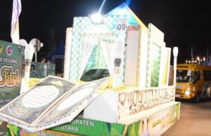 Puluhan Mobil Hias Ikuti Lomba Pawai Sambut Hari Raya Idul Fitri 1445 Hijriah