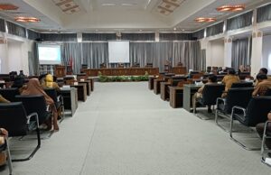 DPRD Rapat Paripurna Sampaikan Pandangan Umum Fraksi Terhadap Raperda Pengelolaan Sampah