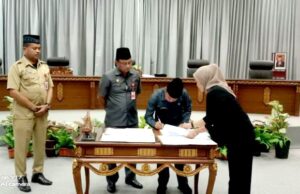 DPRD Barito Utara Gelar Rapat Paripurna II Penandatanganan Nota Kesepakatan Rancangan KUA PPAS 2025