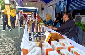 Dekopinda Barito Utara Gelar Bazar KUMKM dan Jalan Santai Dalam Rangka Harkop ke 77