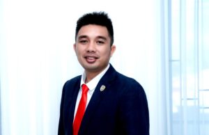 Anggota DPRD Barito Utara Apresiasi dan Dukung Gerakan Pembagian Bendera Merah Putih