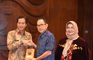 Penghargaan Yang Diterima Ini Merupakan Wujud Konsistensi Dalam Membangun Daerah