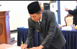 Pj Bupati Harapkan Pejabat Baru Disdukcapil Barito Utara Mampu Tunjukan Karya dan Prestasi