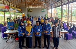 30 Peserta dari Teweh Timur dan Gunung Purei Ikuti Pelatihan Anyaman Rotan