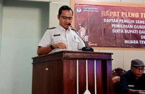 Camat Teweh Tengah Ajak Ketua RT untuk Berpartisipasi Aktif pada Pilkada Serentak 2024