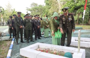 Peringati HUT Ke-79 TNI, Kodim 1013 Muara Teweh Ziarah Nasional