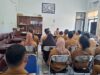 Camat Lahei Barat Pimpin Rapat Evaluasi Kinerja dan Rencana Kerja 2025, Fokus Tingkatkan Pelayanan