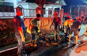 Disdamkarmat Berhasil Lakukan Pemadaman Cepat terhadap Kendaraan Terbakar di Jalan Padat Karya