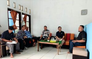Kunjungan Kerja ke Desa Batu Raya II, Ketua Komisi II DPRD Barito Utara Terima Usulan Pembangunan Infrastruktur