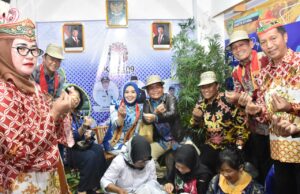 Gubernur Kalteng Apresiasi dan Dukung Pengembangan Produk Lokal Barito Utara pada Kalteng Expo 2025