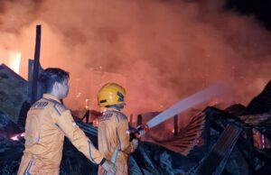 Kelurahan Melayu Lakukan Penanganan Darurat Kebakaran di Cempaka Putih
