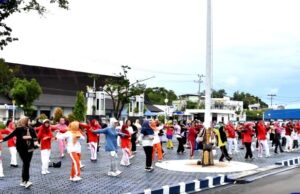 Pj Ketua TP PKK Barito Utara Gelar Senam Pagi Bersama ASN dan Masyarakat