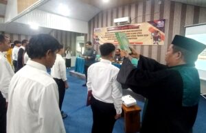 Bawaslu Barito Utara Lantik Panwascam se Kabupaten Pasca Putusan MK