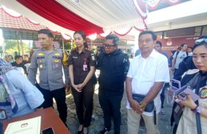 Ketua Komisi III DPRD Barito Utara Hadiri Pemusnahan Surat Suara Rusak dan Lebih Jelang PSU
