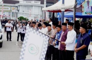 Pemkab Barut Resmi Lepas Pawai Taaruf MTQH ke-52, 623 Peserta Meriahkan Karnaval Islami