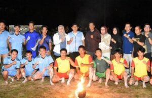 Meriahkan FB-IMBT 2025, Pj Bupati Barito Utara Saksikan Lomba Sepak Sawut Penuh Makna