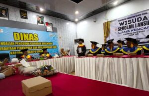Bupati Dorong Optimalisasi Program Bangga Kencana, Wisuda Lansia Perdana dan Berbangga Akam Kalteng Resmi Digelar