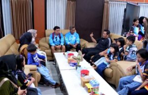 Wakil Bupati Barito Utara Atlet Muda Batara Swimming Club Berlaga di Ajang Nasional