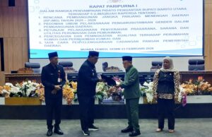 Bupati Paparkan Raperda RPJMD 2025–2029 pada Rapat Paripurna DPRD Barito Utara