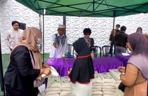 H Tajeri Salurkan Zakat Harta, Warga Diharapkan Tertib dan Manfaatkan Bantuan Dengan Baik