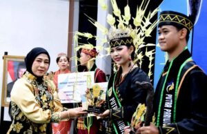 Ketua TP PKK Barito Utara Apresiasi Generasi Muda di Grand Final Putra Putri Pariwisata 2026