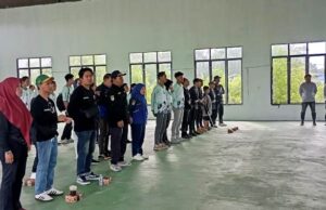 Peringati HPSN 2026, Komunitas dan DLH Barito Utara Gelar Aksi Bersih Sampah di Eks Bandara Lama