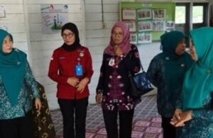 Ketua TP PKK Kunjungi Posyandu “Ade-Ade” Benangin II, Dorong Penguatan Layanan Kesehatan Balita