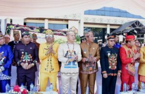 Perkuat Kolaborasi Untuk Kemajuan Kalteng, Wakil Bupati Barito Utara Hadiri HUT Pemko dan Kota Palangka Raya